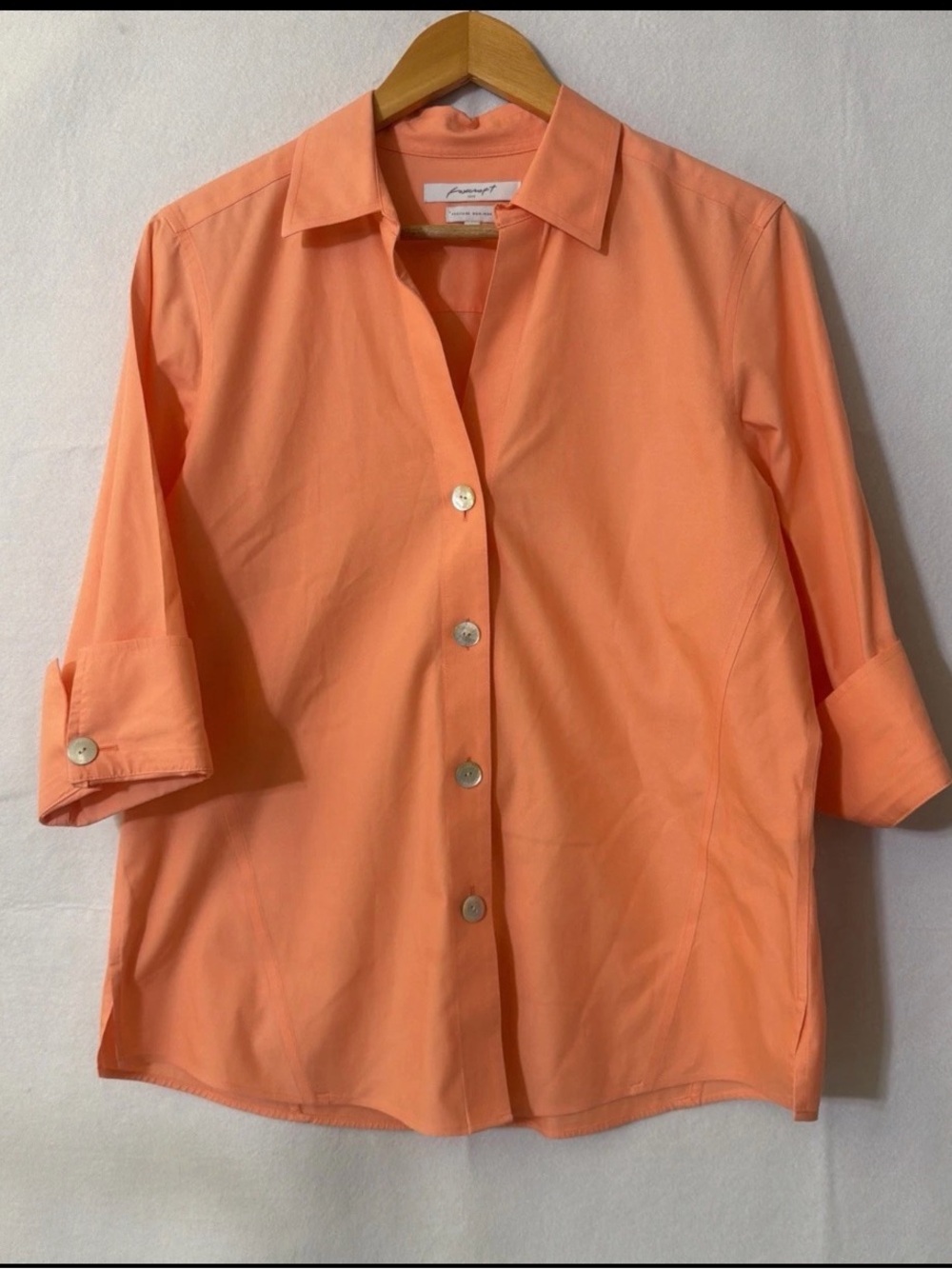 Foxcroft Sz1/ 3/4 Sleeve Button-Up Shirt in Peach career:office effortless crisp